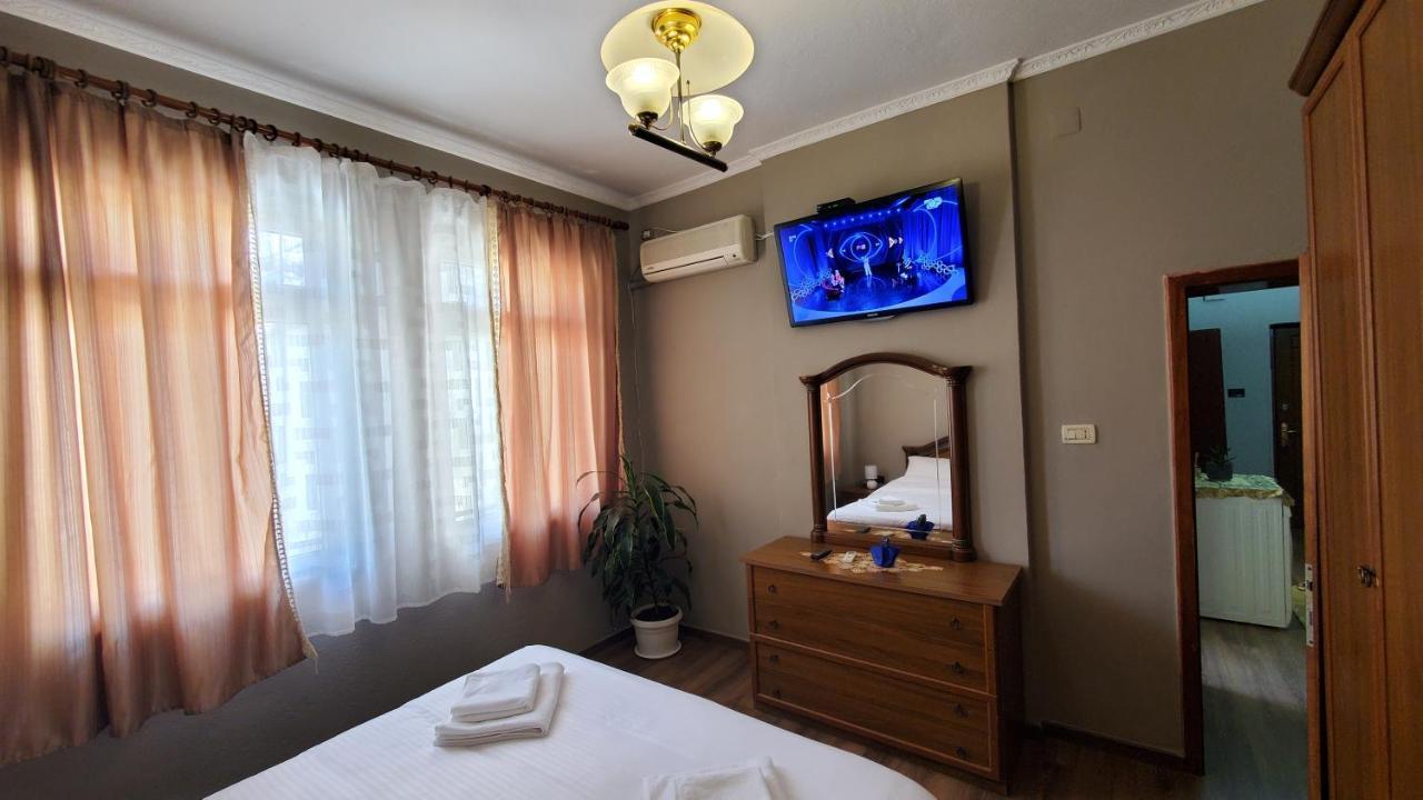 Metropolitan Apartments - City Center Tirana Exterior foto